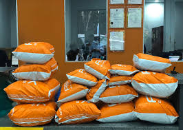 I'm not sure what is abx trying to proof here! Abx Express M Sdn Bhd Kota Kinabalu Sabah Malaysia Post Office Facebook