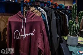 Tom Houston (@throwadisc)