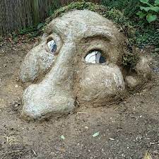 That's my dad! says porgie proudly. Mud Head Took Me 7days To Complete Dug Clay Chicken Wire Tighten Over Head Scrap Broken Plates For Eyes Mud Head Indoor Tropical Plants Garden Art Sculptures