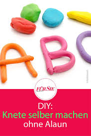 Dieses knete rezept ist wiederum für ältere kinder geeignet und ist nicht essbar. Knete Selber Machen Ohne Alaun In 2021 Knete Selber Machen Selbstgemachte Knete Knete
