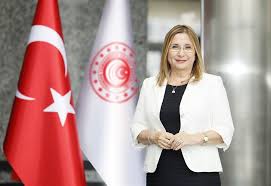 Ticaret bakanlığı'nın ilk görevi, ülkenin hem iç hem de dış ticaret hizmetlerinde ana hedefleri ve ticaret politikalarını belirlemektir. Ticaret Bakanligi Ucuza Aldik Habere Guven