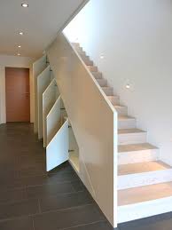 Einbauschrank Unter Der Treppe Mit Viel Stauraum Der Treppen Einbauschrank Wurd Der Einbauschrank Mit Stauraum Staircase Design House Stairs Stairs Design