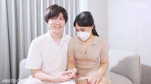 NTR初攝！老公看著我被男優幹才能勃起...素人女子圖鑑慾求不滿NTR人妻！ AMA 002 - EPORNER