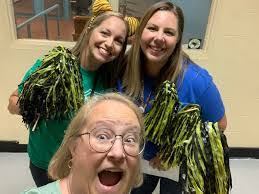 Allan Dowd's Instagram, Twitter & Facebook