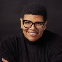 Kimberley Turner's Instagram, Twitter & Facebook