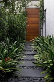 Pettit And Sevitt 1960 S Restoration Small Yard Landscaping Traditional Landscape Side Garden