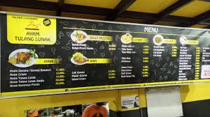 Bebek goreng asal kartasura jawa tengah tepatnya dari desa sedahmoro, kecamatan kartosuro solo berikut ini kami informasikan lokasi dan harga menu bebek goreng h slamet terupdate yang layak bintara raya no. Kuliner Ayam Tulang Lunak Mbok Surip Doditrahayu Com
