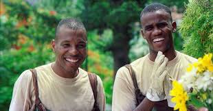 Claudinho e buchecha nosso sonho 1996 1. Morte De Claudinho Da Dupla Com Buchecha Parou O Brasil Em 2002