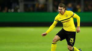 All the latest uefa champions league news and statistics for łukasz piszczek. Lukasz Piszczek In Talks With Borussia Dortmund On New Contract Football News India Tv
