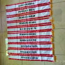 Teks pembukaan undang udang dasar tahun 1945. Selempang Petugas Upacara Bendera Shopee Indonesia