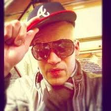 Wendy Rivas (@wrivas47)