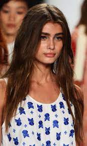 Thick Eyebrows Spring Hairstyles Runway Hair Runway Beauty