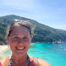 Construction company for patio build in Washburn area?