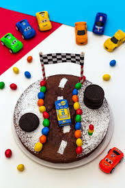 Gateau D Anniversaire Enfant Le Circuit De Course Amandine Cooking Gateau Anniversaire Facile Gateau D Anniversaire Enfants Gateau Danniversaire Enfant