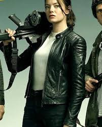 6 de noviembre de 1988), 1 más conocida profesionalmente como emma stone, es una actriz y cantante estadounidense.ha recibido numerosos premios, entre ellos: Zombieland Emma Stone Women Black Biker Padded Jacket Fj