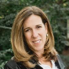 Surprise! I'm moving BEFORE graduation! In February I am packing my bags  and headed even further south. I accepted an internship offer with the  Tampa Bay Rays as a community engagement intern.