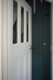 In this video, cole schaefer, a professional painter, shows you how to properly prep and paint your front door the right way, so it will look like new for ma. What Colour Do I Paint My Internal Doors Apartment Apothecary