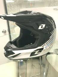Details About Helmet One Industries Atom Size L 59 60cm Lazr Black White 80237099053