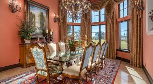 It overlooks the world's longest porch displaying the hotel's many american flags, as well as the glistening straits of. Giving Thanks In Style 10 Luxurious Dining Rooms Sa Portfolio