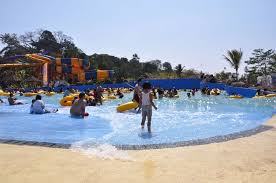 Sangkan Resort Aqua Park Merupakan Taman Rekreasi Air Terbesar Waterpark Waterboom Yang Berlokasi Di Jl Bandorasa Km 12 Kuningan Cire Villa Kolam Taman