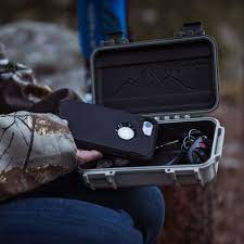 5 Best Waterproof Phone Cases For Iphones And Androids In 2020 Conde Nast Traveler