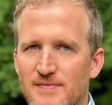 Anthony Tye's Instagram, Twitter & Facebook