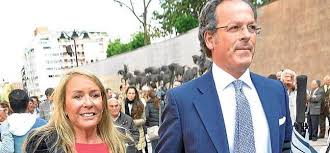 Lo que pasó después de aquella boda ya es historia pop española: El Cuarto Si Quiero De Marina Castano Las Provincias