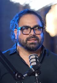 ¿Aún se escucha la radio? Carlos Bracho de @Gente de la Mañana nos responde  😎. • • • Entrevista completa mañana en YouTube a partir de las 12:00 pm  ¡No te la pierdas! 🫡. #radio #venezuela #contenido