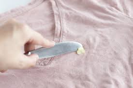 How To Remove Grease Stains From Clothes And Carpet