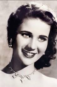 Her funeral was attended by thousands of mourners who blocked traffic around the mosque. Zubaida Tharwat