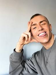 Skinfluencer James Atkinson: From Talking About Skin Problems to #1 Live  Shopping App