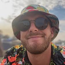 Stream Danny Cahill music