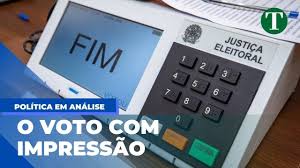 O voto impresso é justamente escrever em uma cédula de papel o número do candidato e inserir a escolha em uma urna. O Voto Com Impressao O Tempo