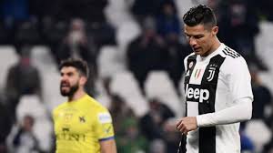 Pengertian sepak bola adalah salah satu cabang olahraga yang berobjek bola dan dimainkan oleh dua buah tim beranggotakan masing masing 11 pemain inti dan beberapa pemain cadangan yang duduk dibangku cadangan. Cristiano Ronaldo Akui Bersalah Soal Penggelapan Pajak Di Spanyol