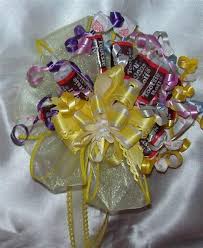 Birds Blooms Magazine Telephone Number Does Anyone Remember These Birthday Corsages Birds And Blooms Birthday Candy Birthday Traditions Birthday