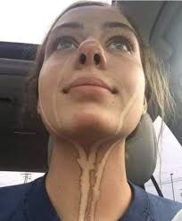 Mi novia llorando porque le dije que era una cochina y no se bañaba