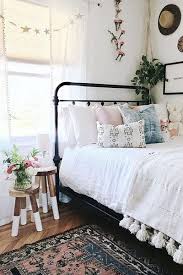 Can my room look like this ?? The Most Popular Dorm Room Trends According To Pinterest Apartment Decor Room Inspiration Dorm Room Decor