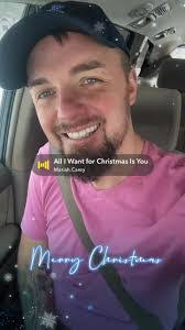 Jay Parson's Instagram, Twitter & Facebook