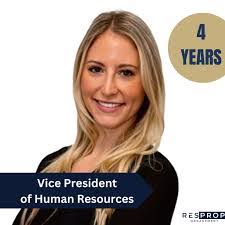 Amanda Ham's Instagram, Twitter & Facebook