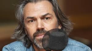 Les douloureuses questions dont il faut parler, selon Aymeric Caron