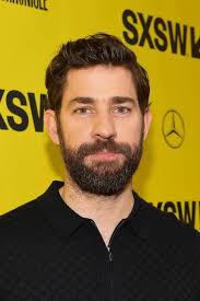 David Corenswet says he'd like to see DCU Superman interact with one of the  Robins: "Superman has good dad energy. [...] I feel like it'd be  interesting to have him as a