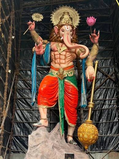 विश्वविक्रमी “ मुंबईचा राजा “ ⚜️ . #mumbaicharaja #2025 #mumbaiganpati #bappa #ganesh #ganeshgalli #mumbaikar #viralpost #explore #instagram #india