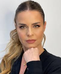 Tendencia,naturalidade e elegância ✨ @truss #truss #trussprofessional  #trusspro #trussportoalegre