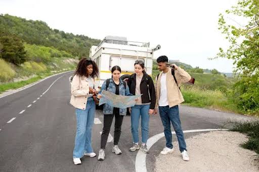 12 Tips Wisata Bersama Rombongan Anti Gagal dan Anti Boring - IndonesiaJuara