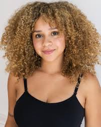 Geraldine Chavez (@geraldinech____) • Instagram photos and videos