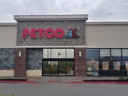 As a minimum age requirement, you must be at least 16 years old to work at walmart and 18 at sam's club. Petco Reviews 276 Reviews Of Petco Com Sitejabber