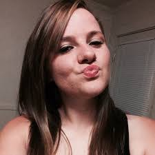 Lorraine Mayberry's Instagram, Twitter & Facebook