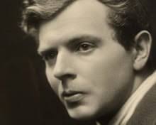 War poet Isaac Rosenberg recognised in archive footage from the trenches