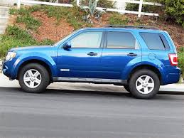 It looks more like a. 2008 Ford Escape Hybrid