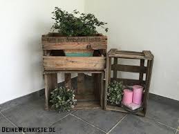 Terrassen Balkon Deko Aus Weinkisten Mit Anti Holzwurm Warmebehandlung Weinkisten Weinkiste Kasten
